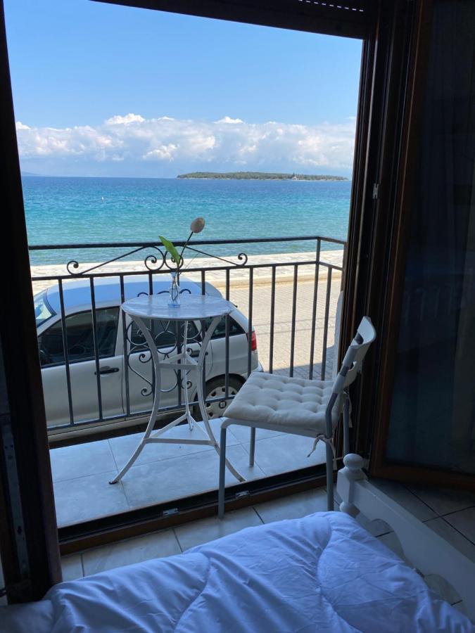 Δωματια Ξανθουλα Xanthoyla Rooms Amaliapoli Exteriör bild